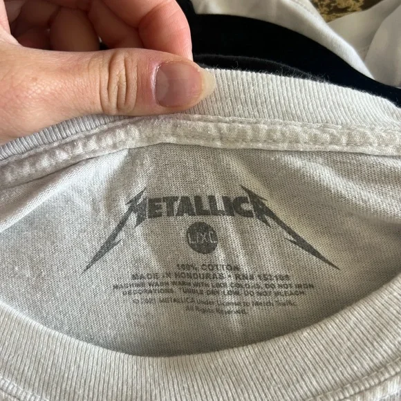 URBAN OVERSIZED TEE - Picture 3 of 3